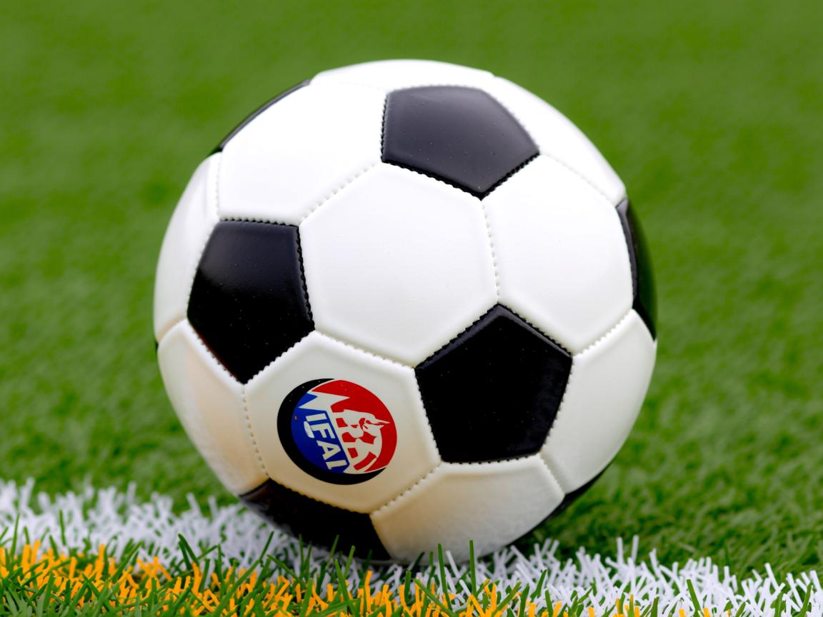 开云体育官网下载-新赛季首轮比赛即将开始，球迷期待观赛盛况  第3张