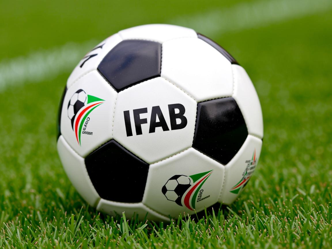 开云体育登录-五大联赛比赛中是否更频繁出现非对称进攻站位，五大联赛竞争最激烈